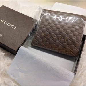 Brand NEW Gucci Microguccissima Bifold Wallet